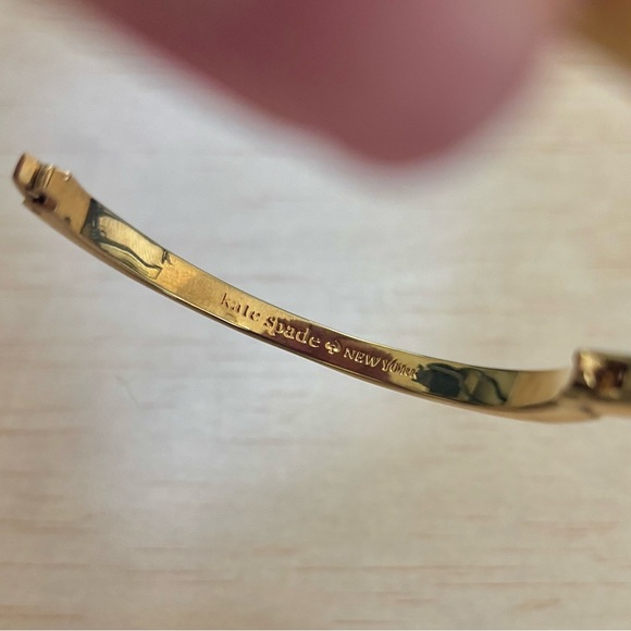Kate Spade | Cat Bangle Bracelet - Picture 3 of 5